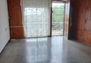 Oportunidad de inversión: apartamento de 2 dormitorios a reciclar en barrio Ituzaingó